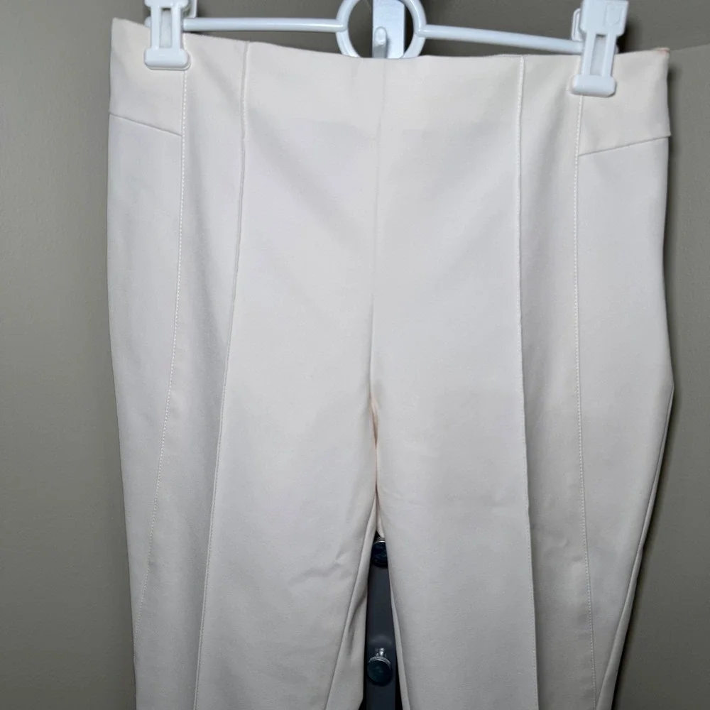 Escada Tuska High-Waist‎ Cropped Trousers Cream Tapered High Rise Seam Detail